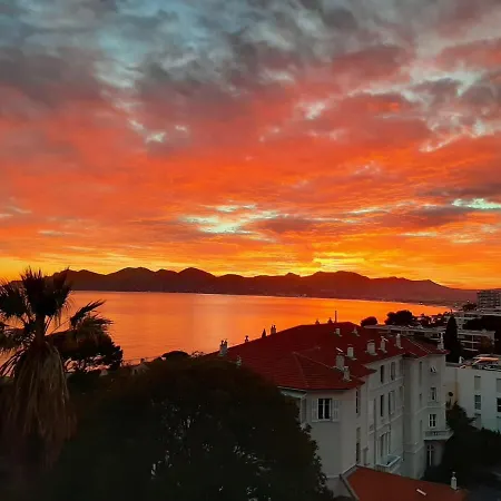 Plages Du Midi, Superbe Vue Mer, Grand Confort, 4 Pers Apartment Cannes